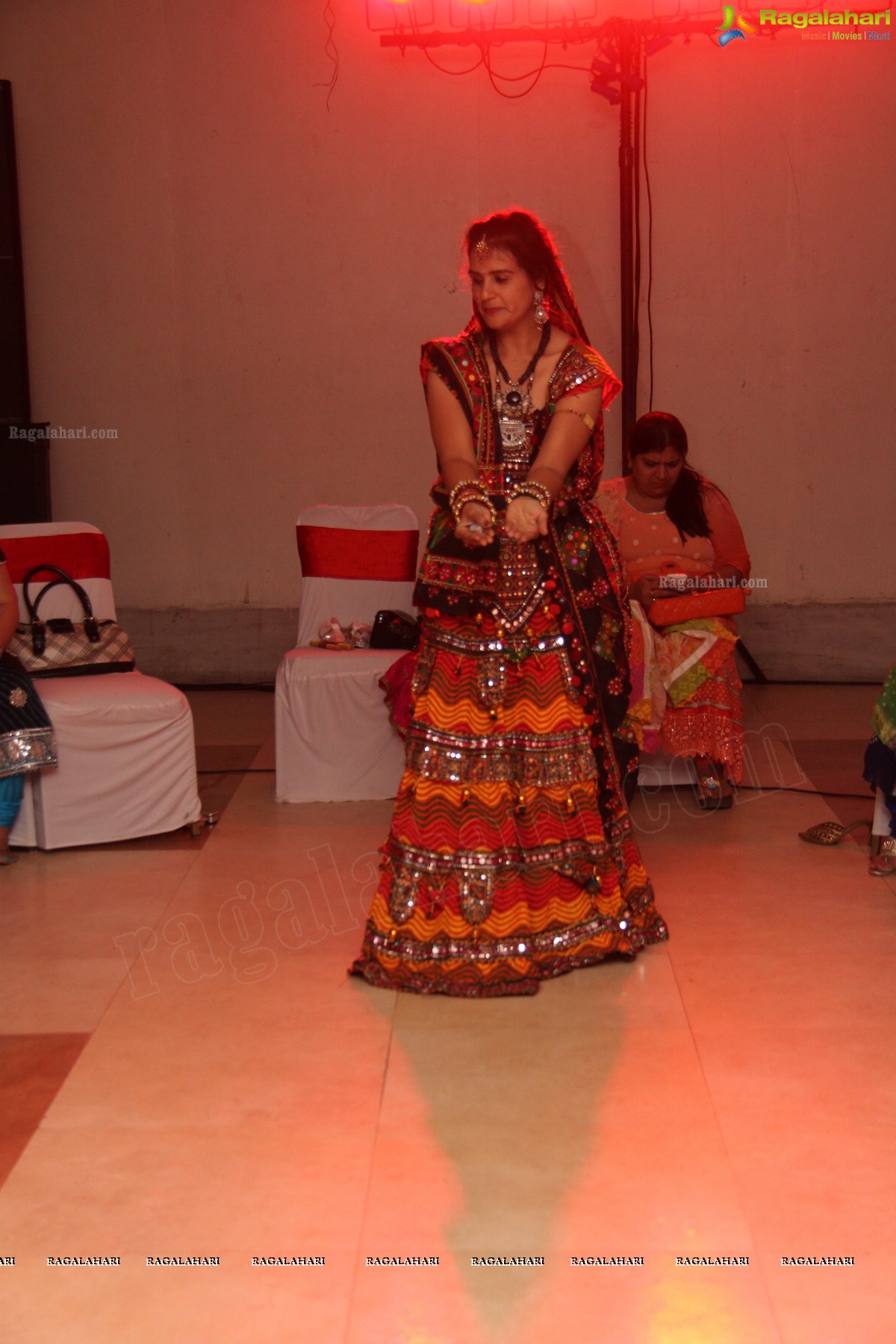 Shraddha Hyderabad-Secunderabad Ladies Chapter's Dandiya Dhamal