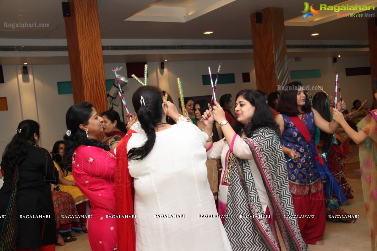 Shraddha Hyderabad-Secunderabad Ladies Chapter's Dandiya Dhamal