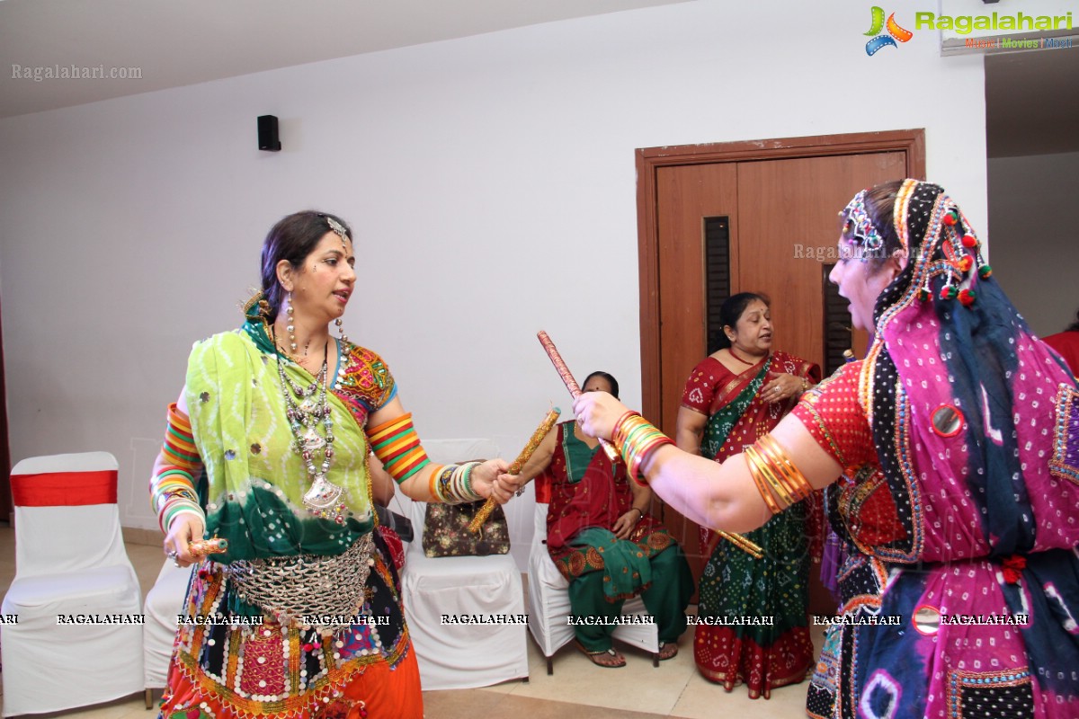 Shraddha Hyderabad-Secunderabad Ladies Chapter's Dandiya Dhamal