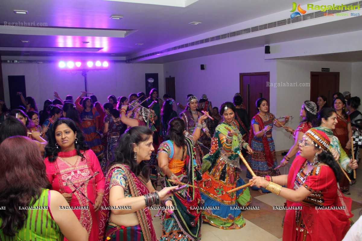 Shraddha Hyderabad-Secunderabad Ladies Chapter's Dandiya Dhamal