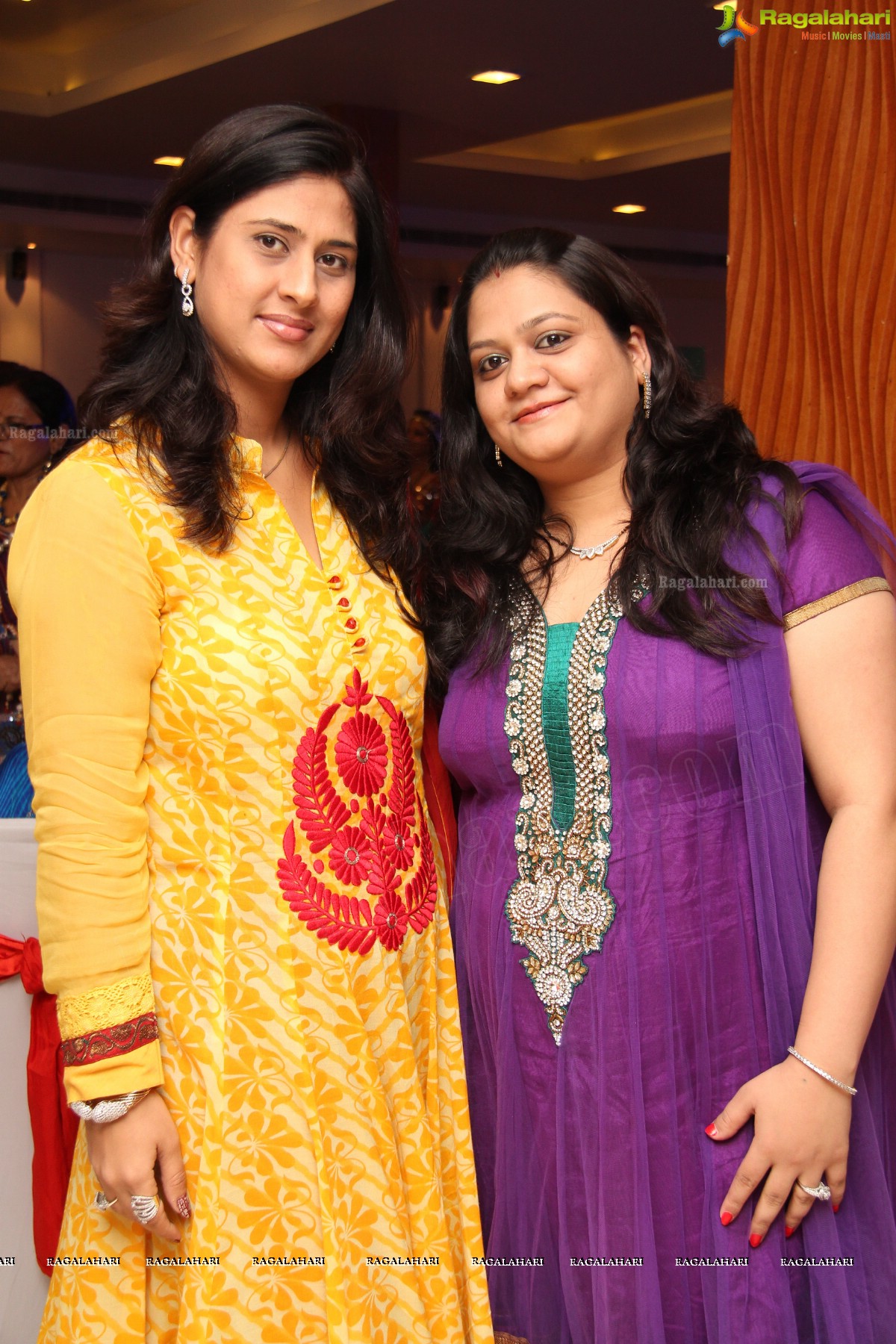 Shraddha Hyderabad-Secunderabad Ladies Chapter's Dandiya Dhamal