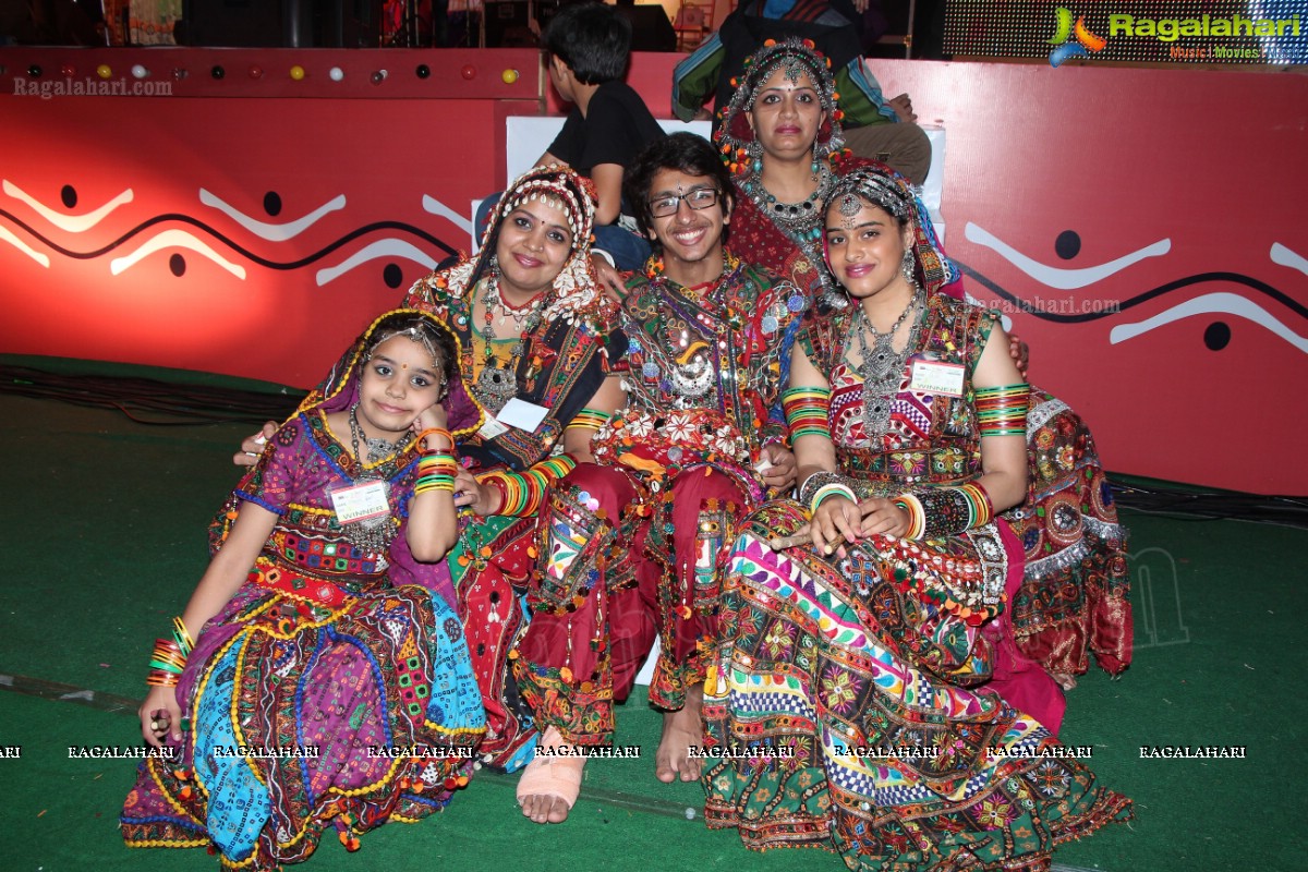 Legend Navratri Utsav 2013 Grand Finale - Judge: Bina Mehta