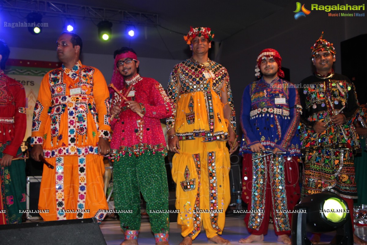 Legend Navratri Utsav 2013 Grand Finale - Judge: Bina Mehta