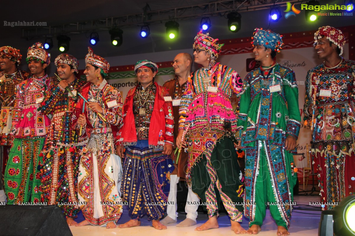 Legend Navratri Utsav 2013 Grand Finale - Judge: Bina Mehta