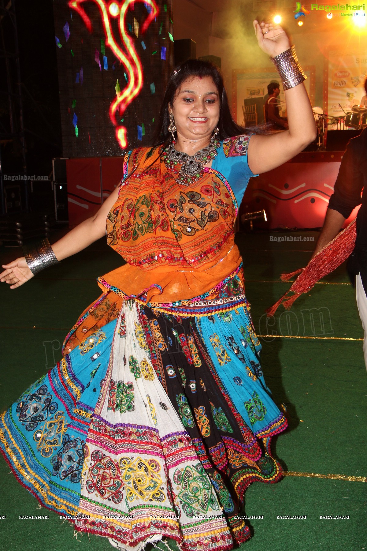 Legend Navratri Utsav 2013 Grand Finale - Judge: Bina Mehta