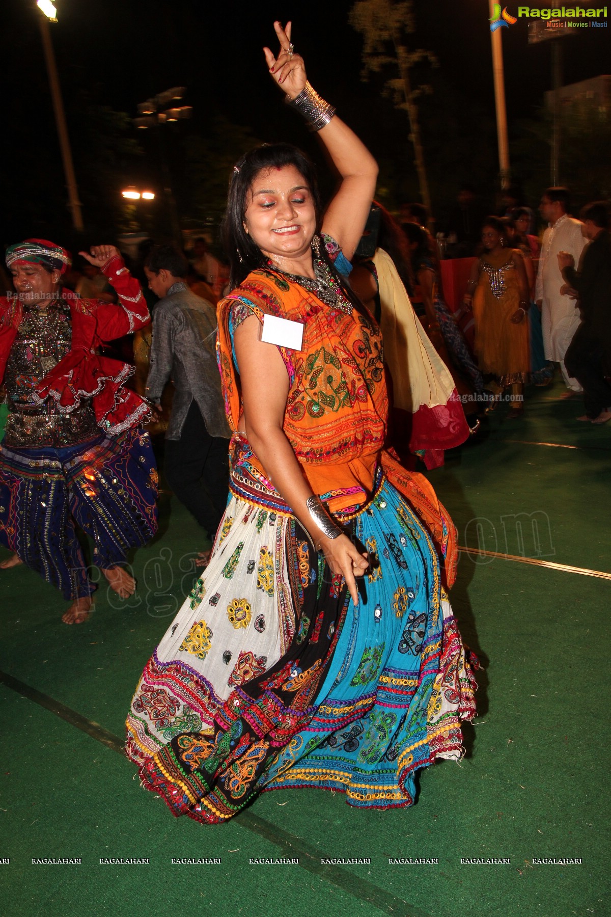 Legend Navratri Utsav 2013 Grand Finale - Judge: Bina Mehta