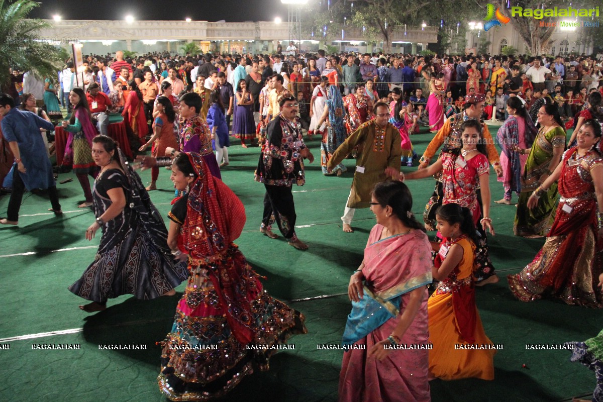 Legend Navratri Utsav 2013 Photos