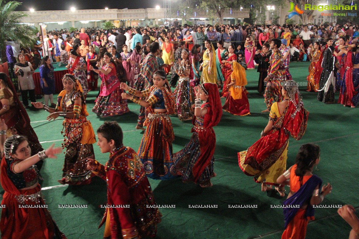 Legend Navratri Utsav 2013 Photos