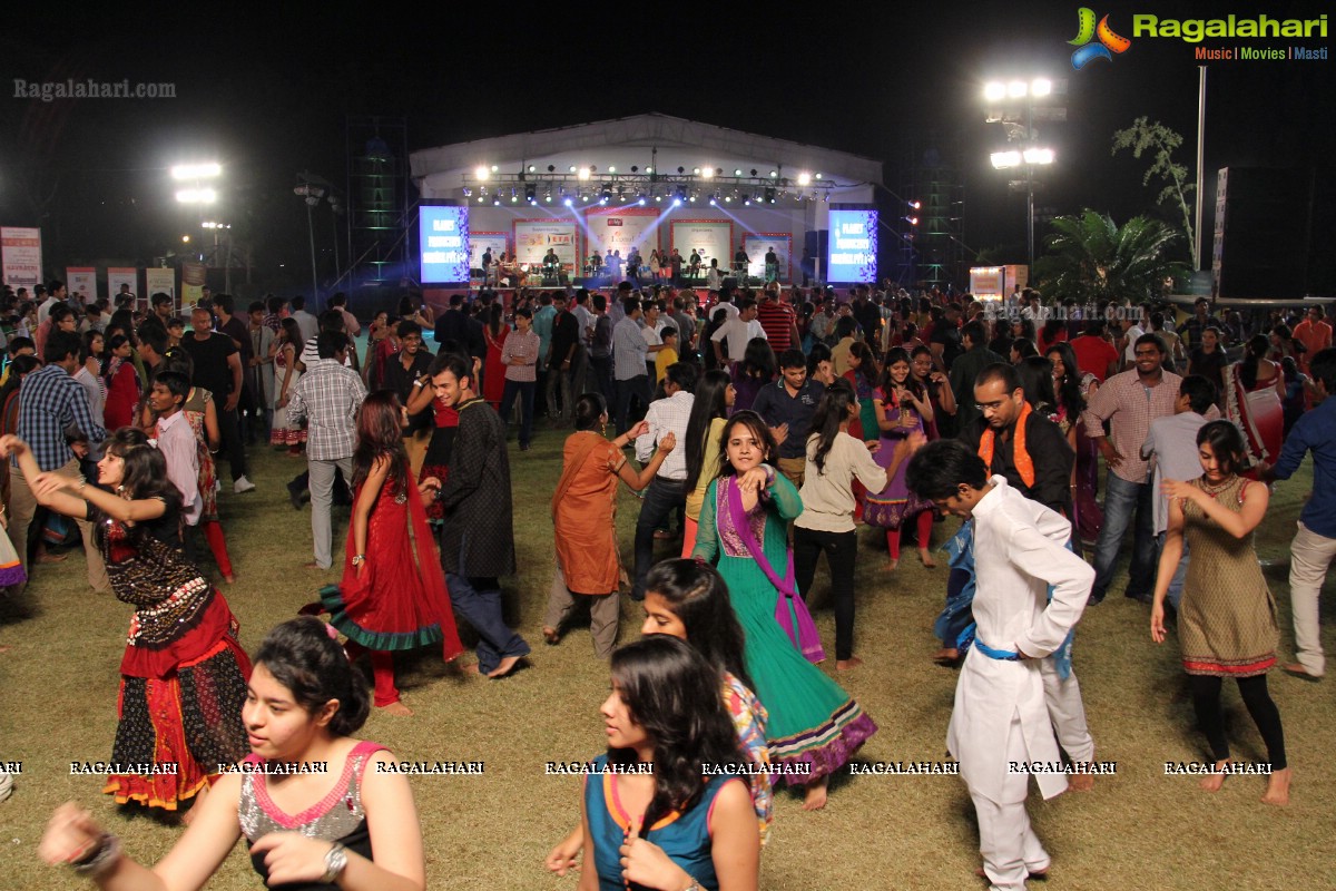 Legend Navratri Utsav 2013 Photos