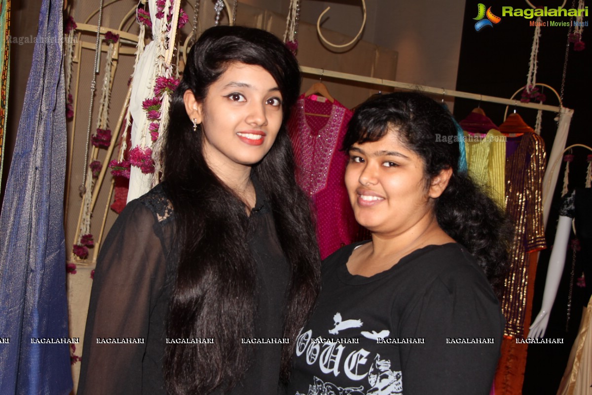 Namrata Shirodkar launches Mohit Dochania Vintage Collection at Park Hyatt, Hyderabad