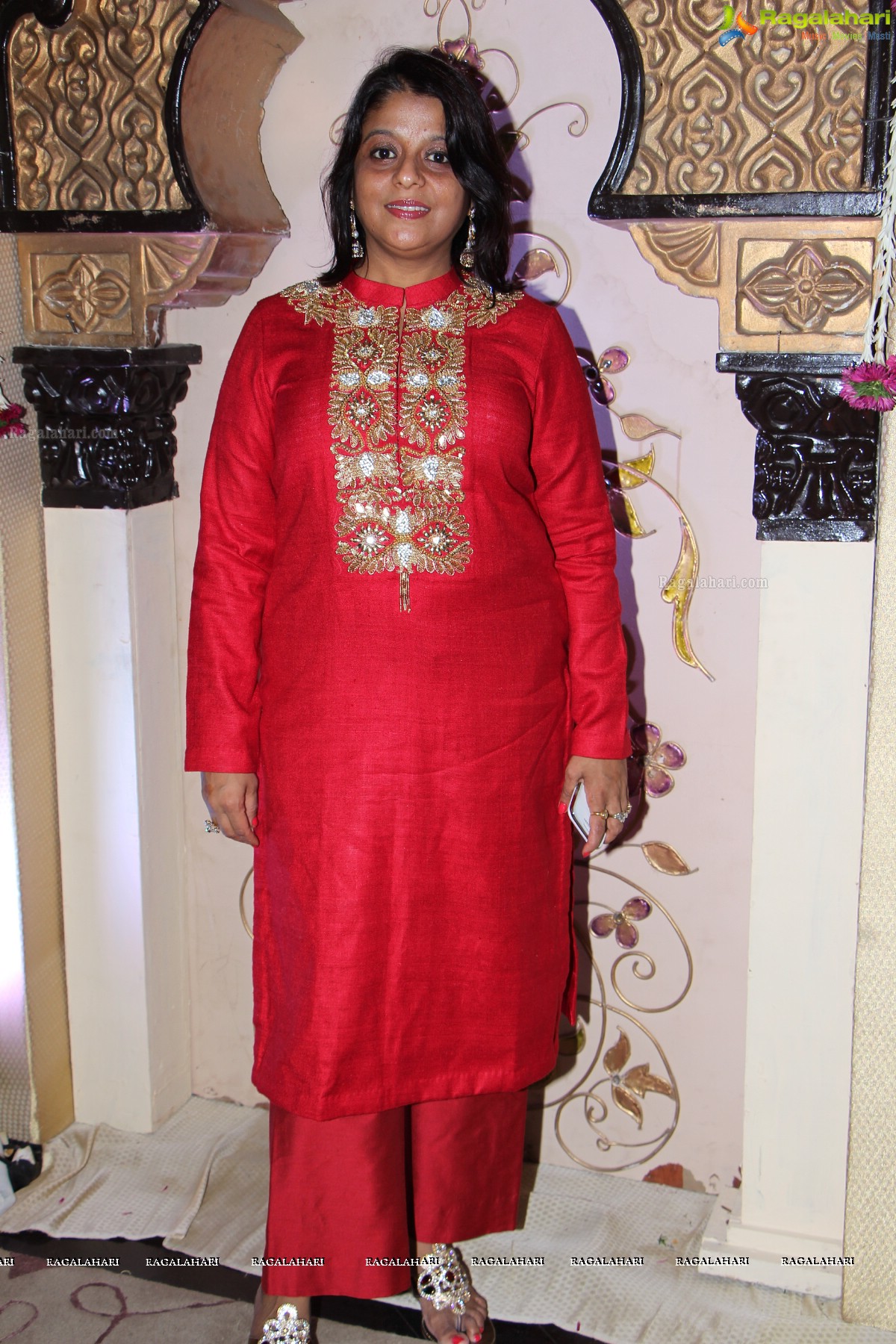 Namrata Shirodkar launches Mohit Dochania Vintage Collection at Park Hyatt, Hyderabad