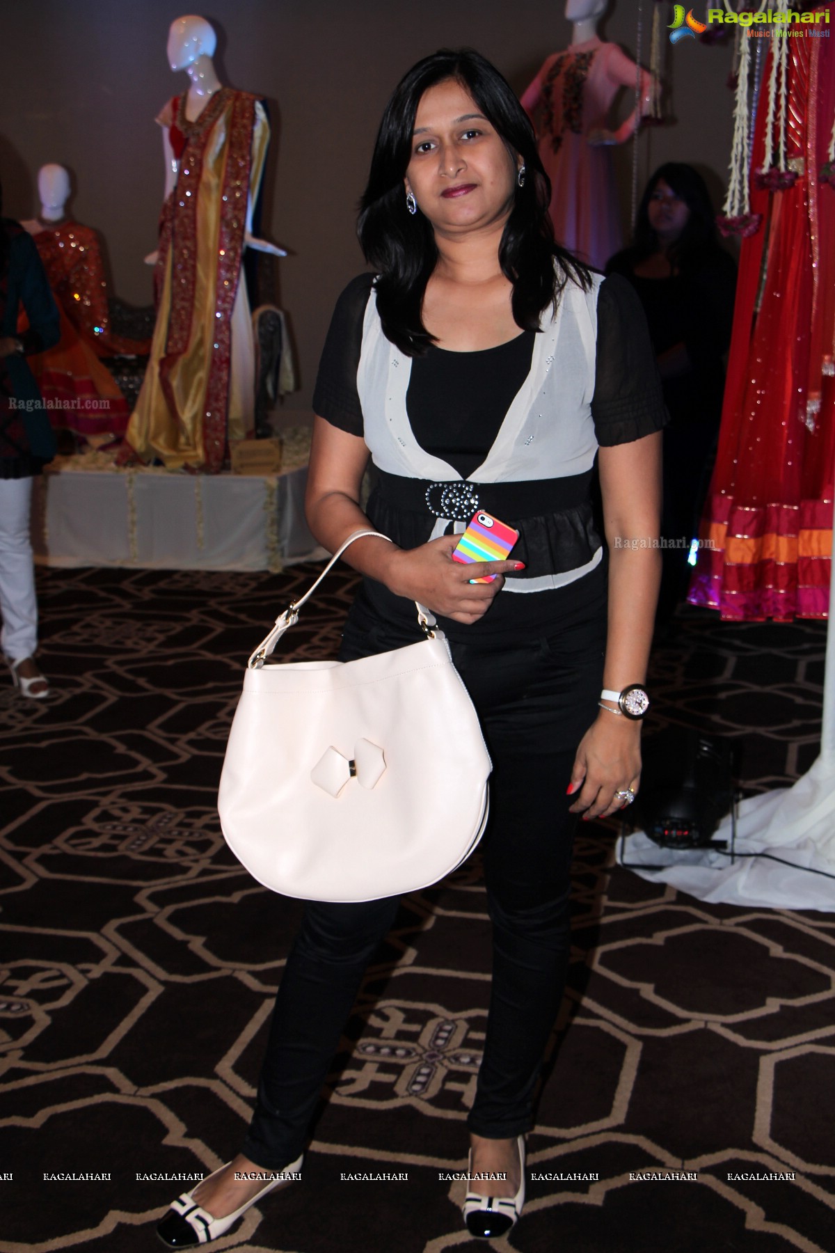 Namrata Shirodkar launches Mohit Dochania Vintage Collection at Park Hyatt, Hyderabad