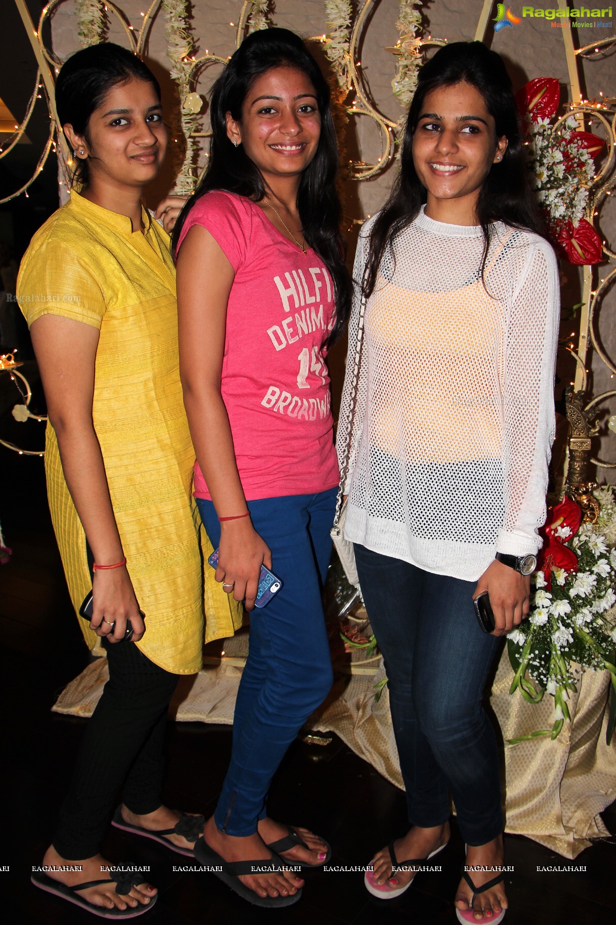 Namrata Shirodkar launches Mohit Dochania Vintage Collection at Park Hyatt, Hyderabad