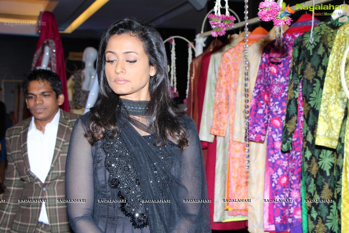 Namrata Shirodkar launches Mohit Dochania Vintage Collection at Park Hyatt, Hyderabad