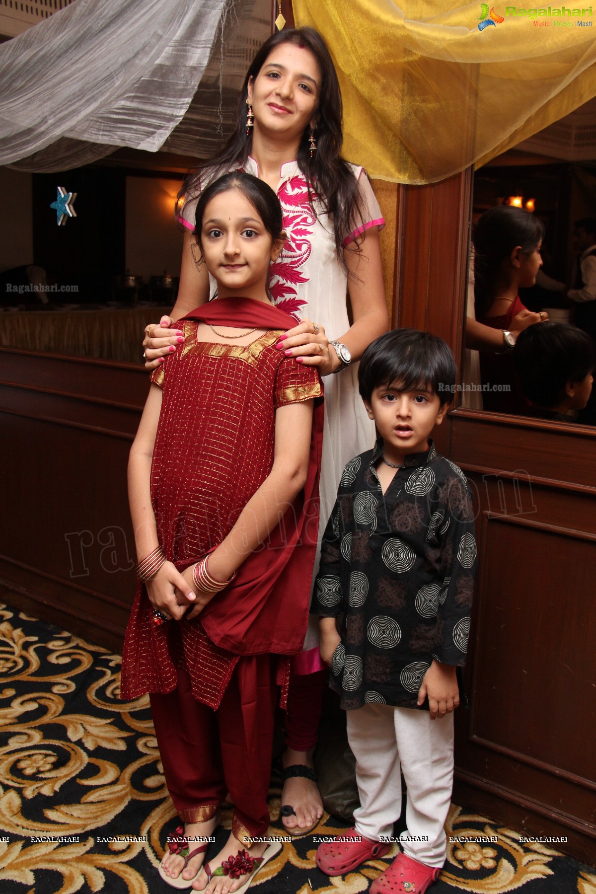 Mom Kiddos Club Diwali 2013 Celebrations at Hotel Palace Heights, Hyderabad