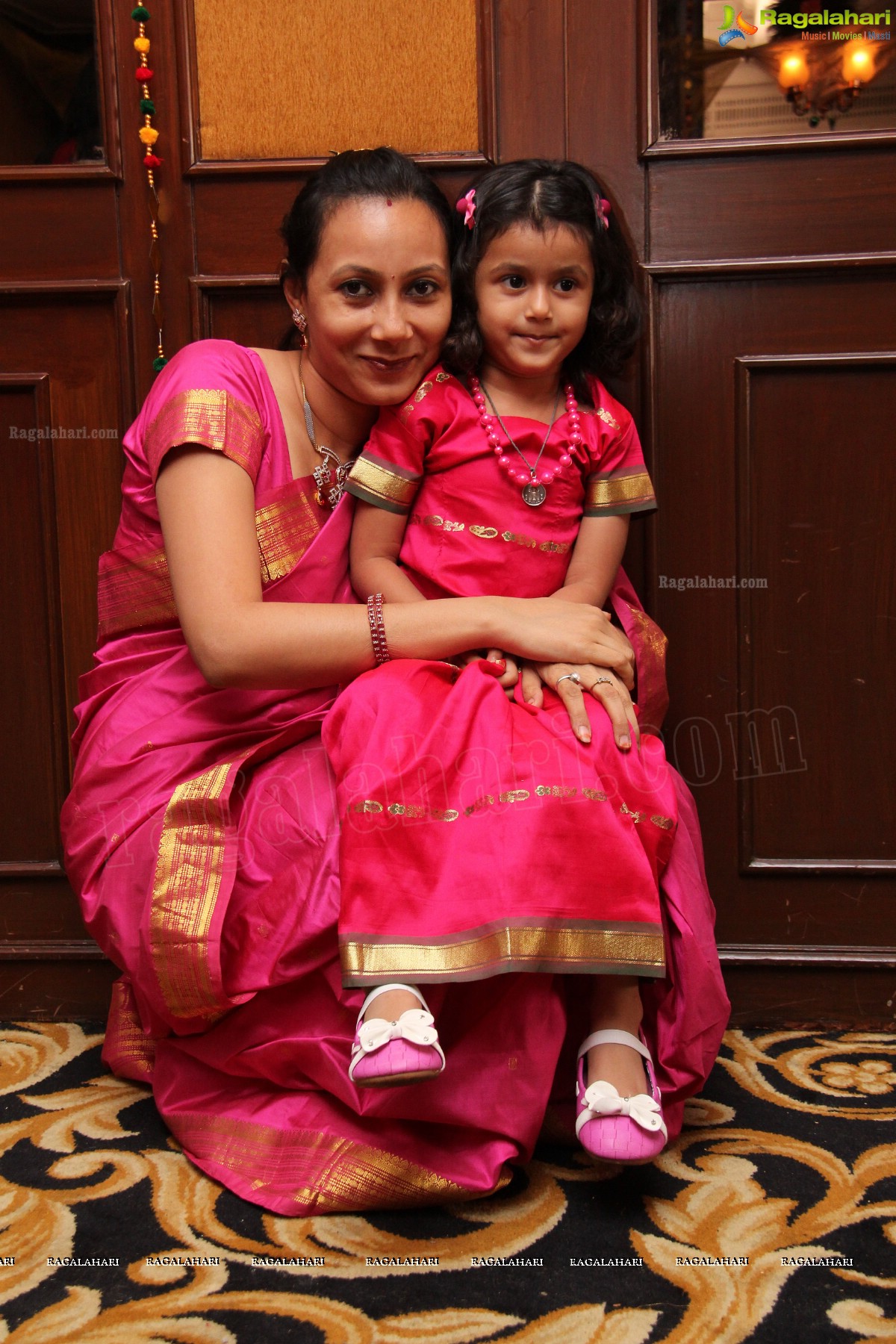 Mom Kiddos Club Diwali 2013 Celebrations at Hotel Palace Heights, Hyderabad