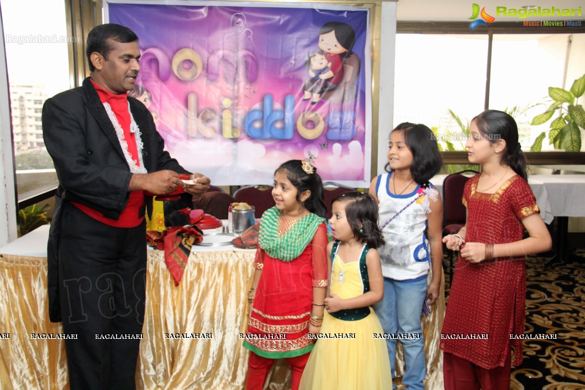 Mom Kiddos Club Diwali 2013 Celebrations at Hotel Palace Heights, Hyderabad