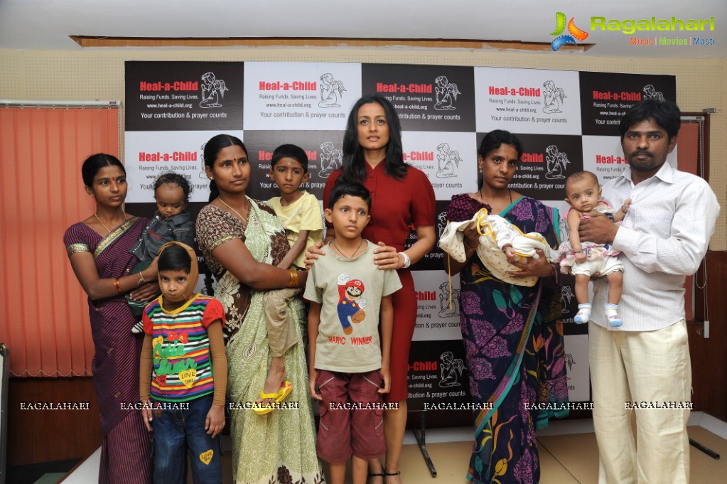 Namrata Shirodkar visits Heal A Child Foundation, Hyderabad