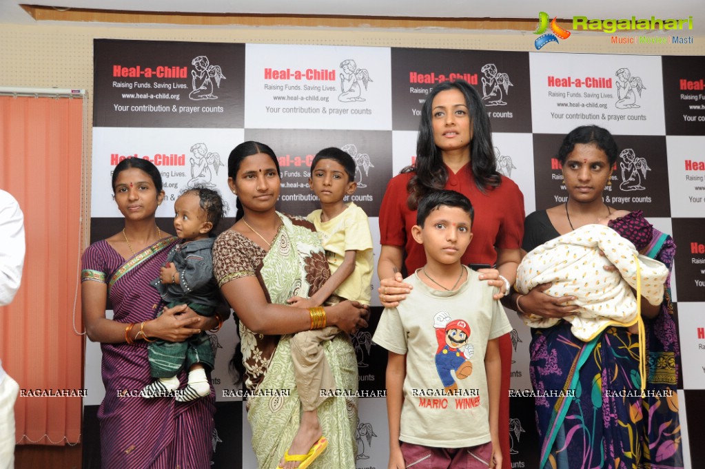 Namrata Shirodkar visits Heal A Child Foundation, Hyderabad