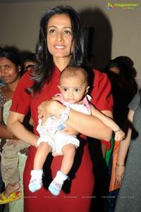 Namrata Shirodkar visits Heal A Child