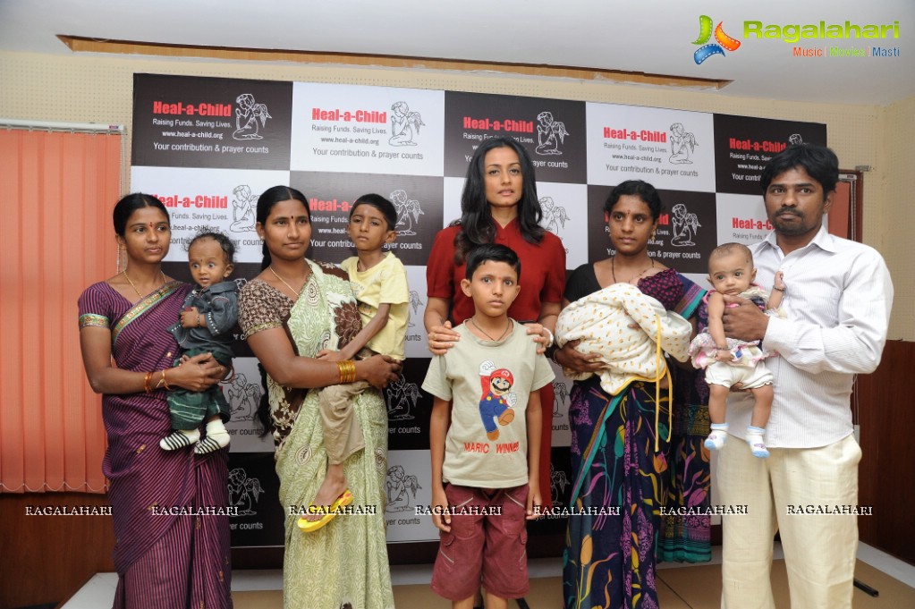 Namrata Shirodkar visits Heal A Child Foundation, Hyderabad