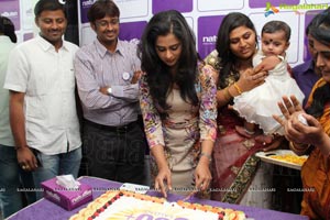 Nandita launches Naturals Ameerpet, Hyd