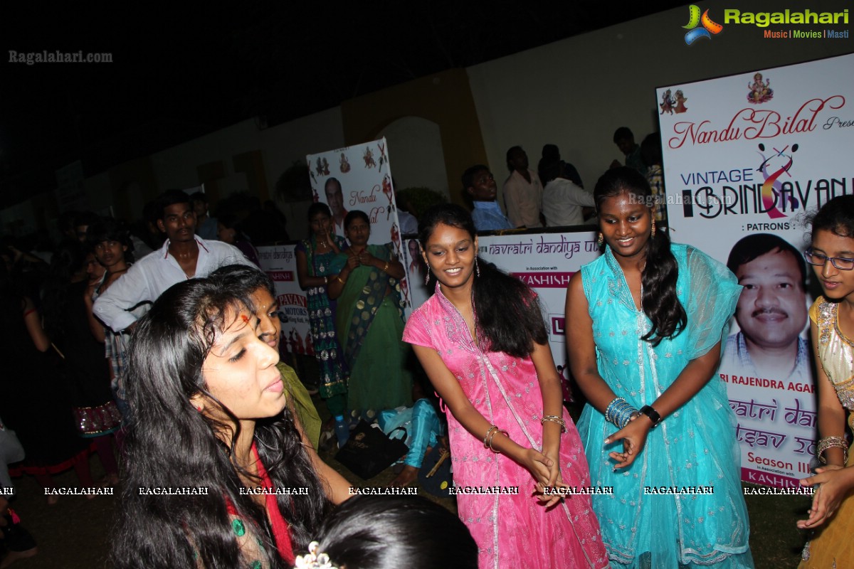 Navratri Dandiya Utsav 2013 Season 3 by Nandu Bilal at Mallareddy Gardens, Hyderabad