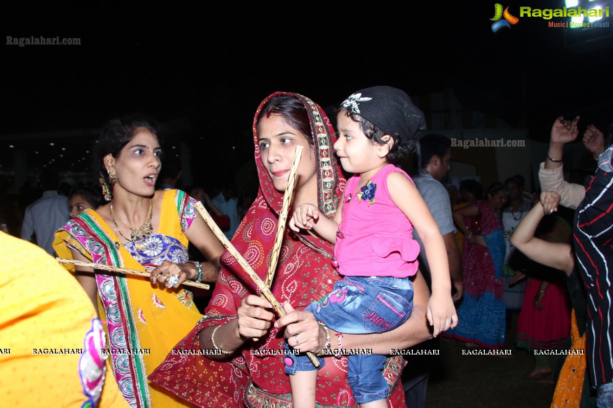 Navratri Dandiya Utsav 2013 Season 3 by Nandu Bilal at Mallareddy Gardens, Hyderabad