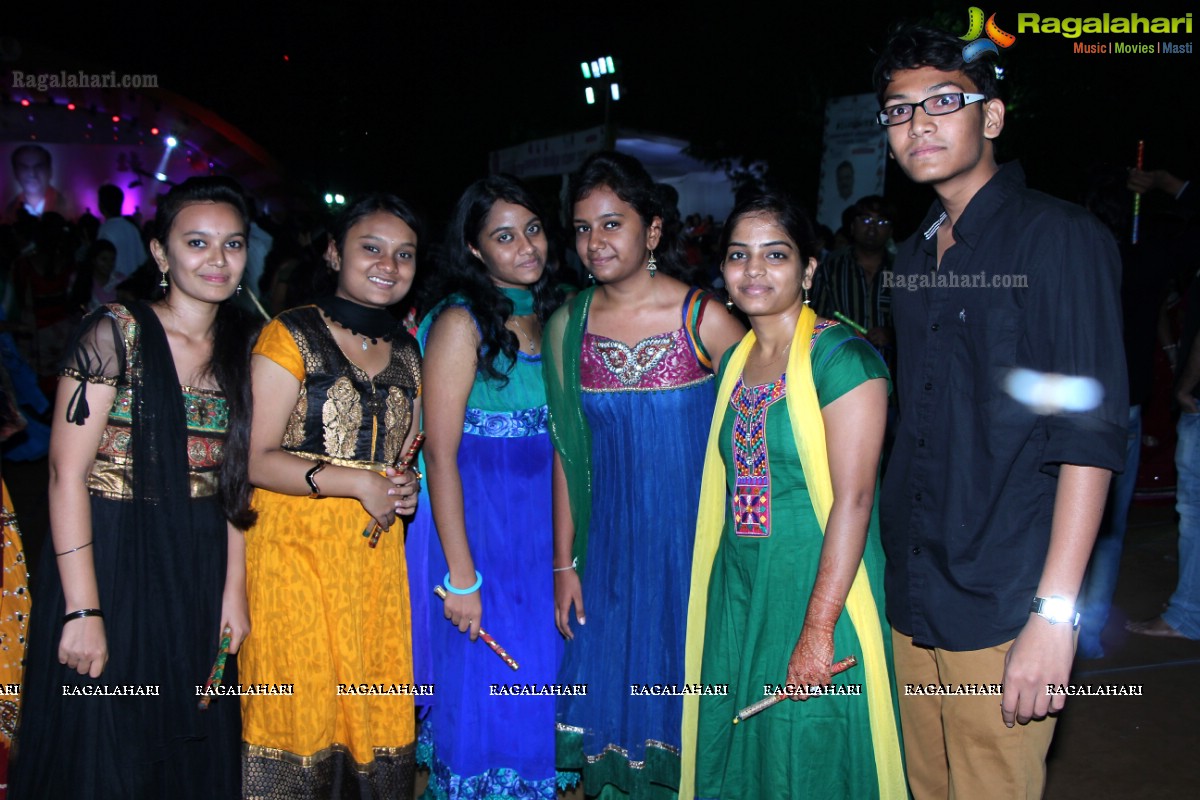 Navratri Dandiya Utsav 2013 Season 3 by Nandu Bilal at Mallareddy Gardens, Hyderabad