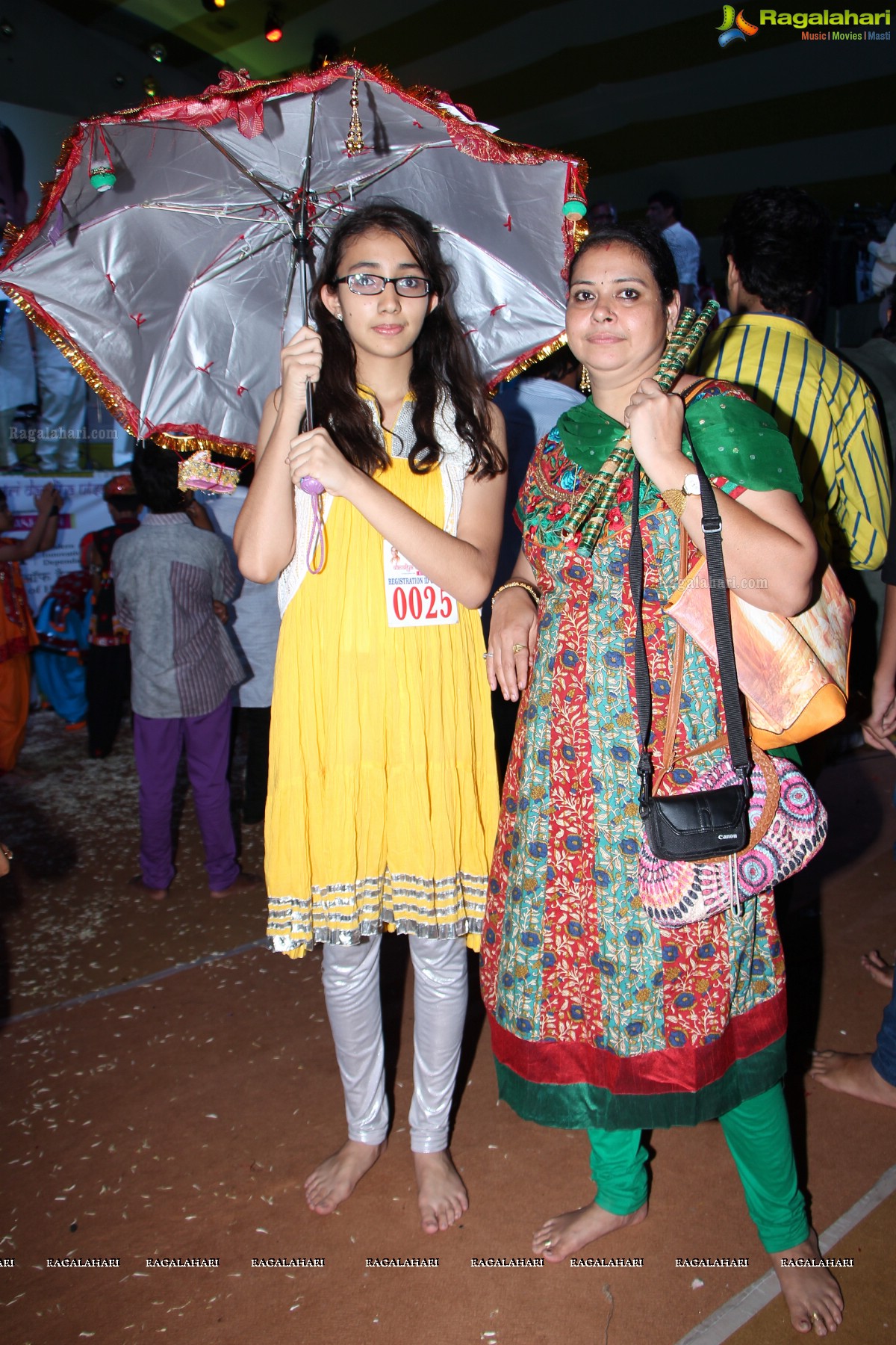 Navratri Dandiya Utsav 2013 Season 3 by Nandu Bilal at Mallareddy Gardens, Hyderabad