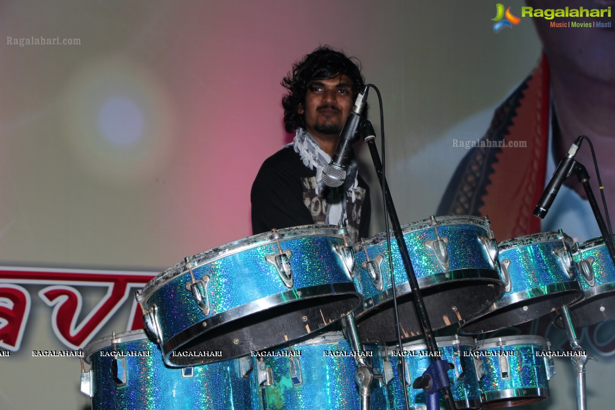 Navratri Dandiya Utsav 2013 Season 3 by Nandu Bilal at Mallareddy Gardens, Hyderabad