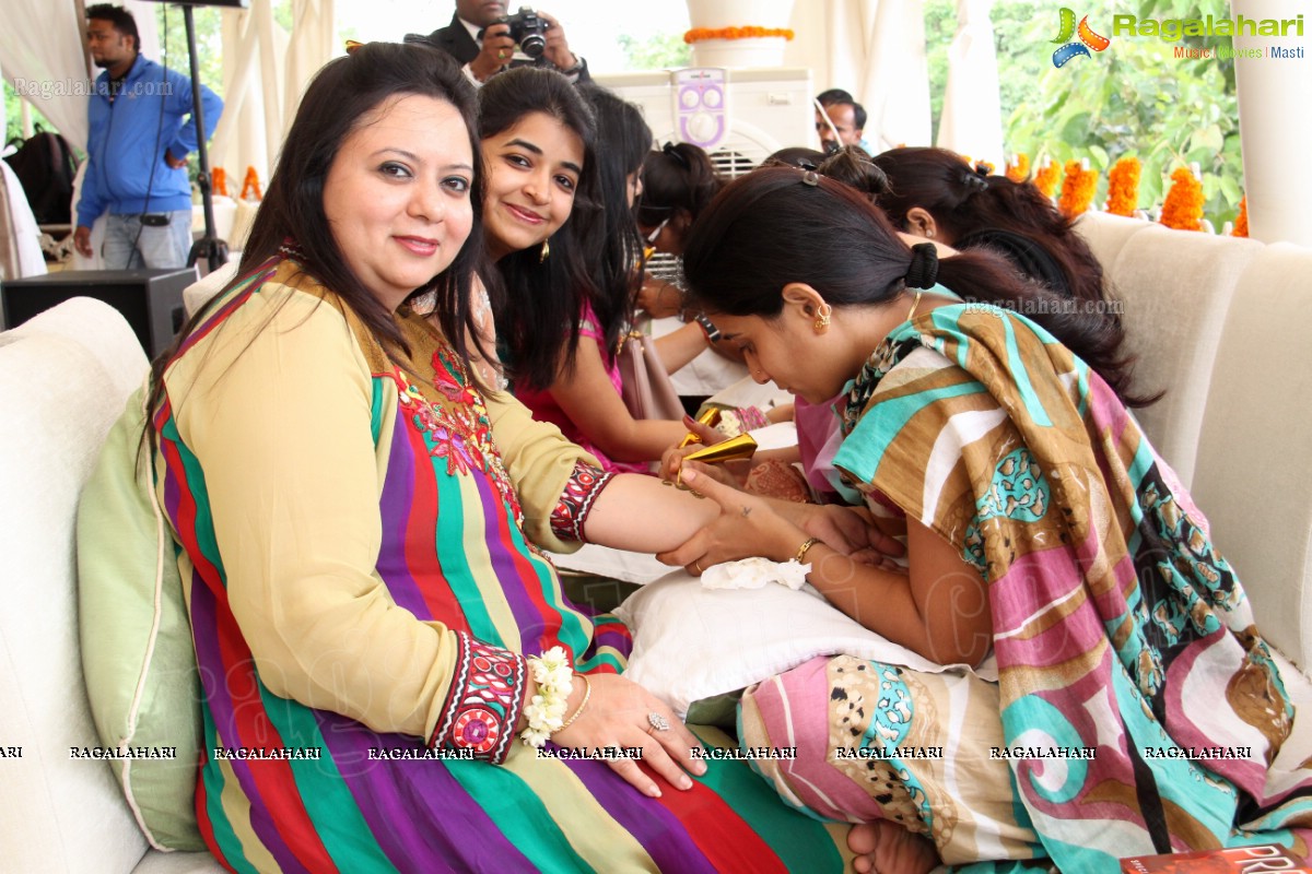 Ohri's Family Pre Karva Chauth Lunch