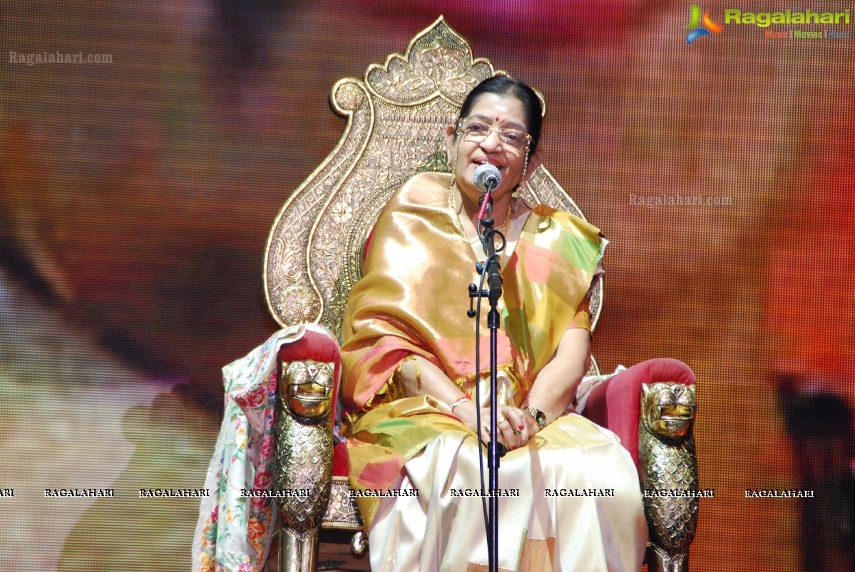 Life Time Achievement Award for Padma Bhushan Smt. Dr.P.Susheela by Silicon Andhra