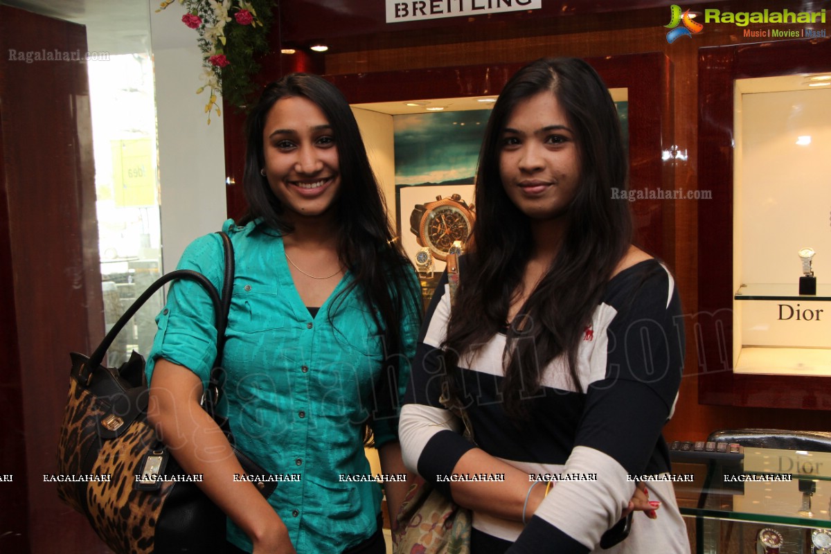 Parineeti Chopra inaugurates Meena Jewellers 6th Jewellery Showroom, Hyderabad