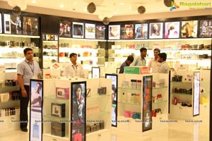 Shoppers Stop Manjeera Mall