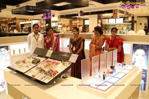 Shoppers Stop Manjeera Mall