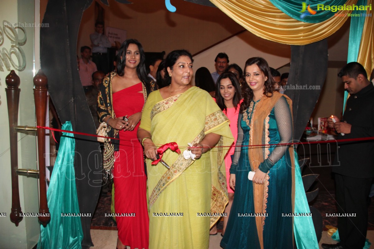 Renuka Chowdary inaugurates Splurge Luxury Exhibition, Hyderabad