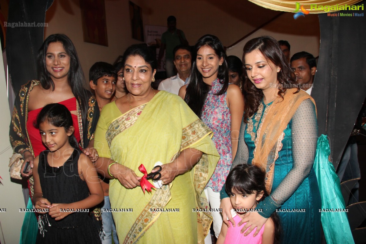 Renuka Chowdary inaugurates Splurge Luxury Exhibition, Hyderabad