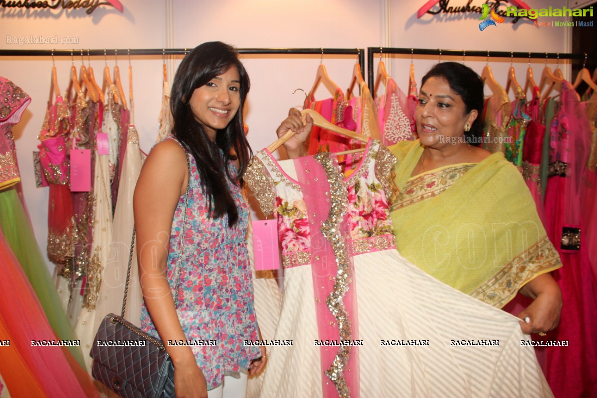 Renuka Chowdary inaugurates Splurge Luxury Exhibition, Hyderabad