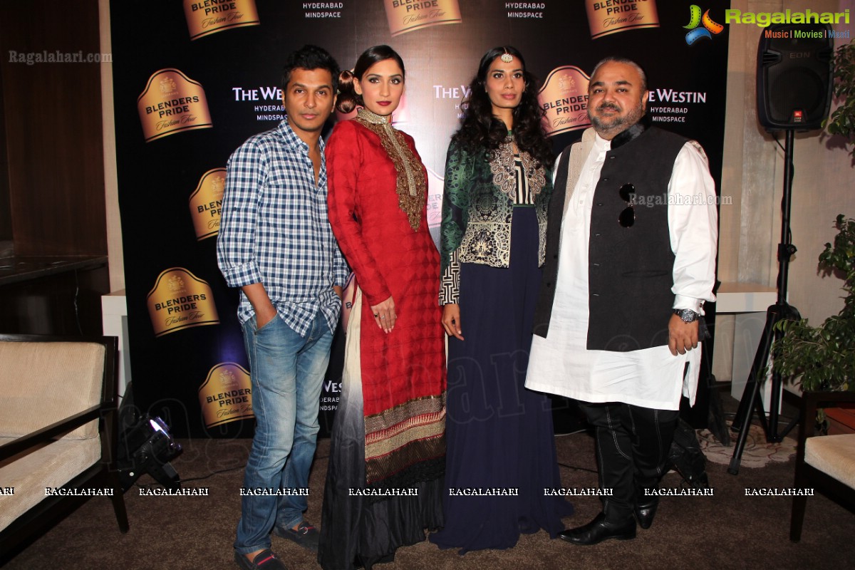 Blenders Pride Fashion Tour 2013 - Vikram Phadnis-JJ Valaya Press Meet