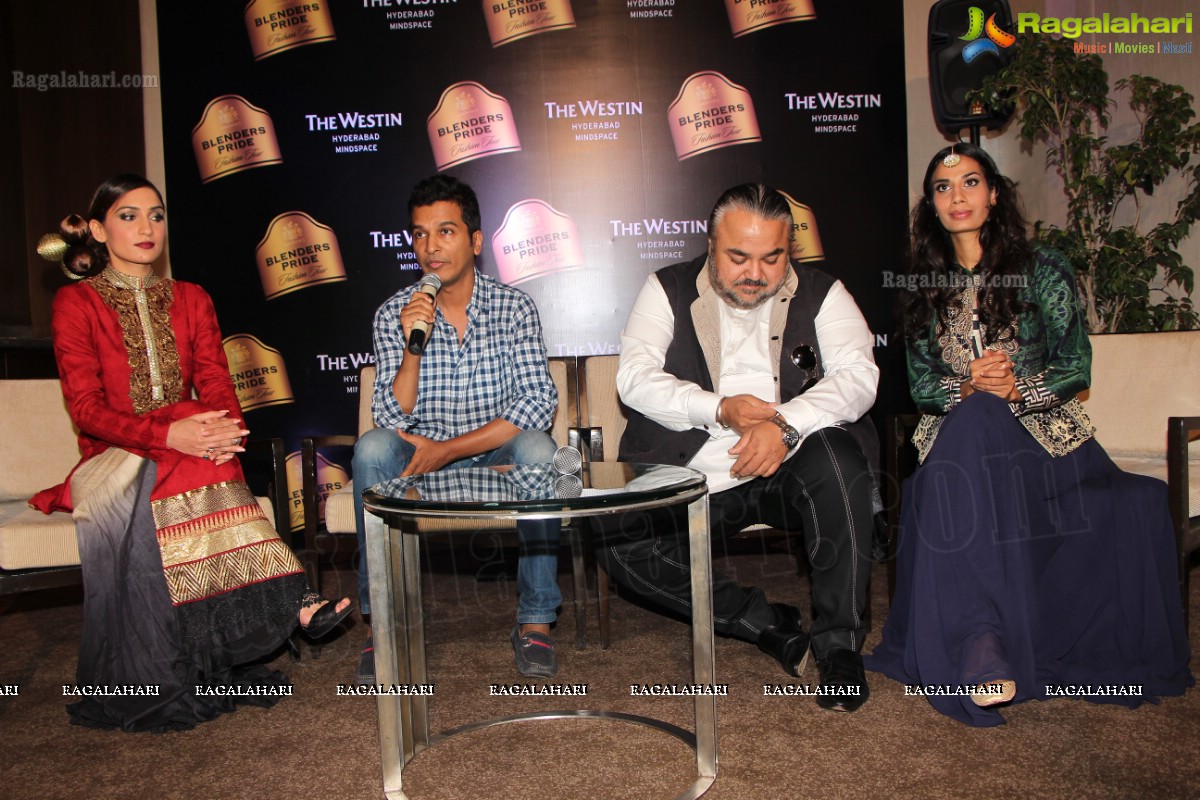 Blenders Pride Fashion Tour 2013 - Vikram Phadnis-JJ Valaya Press Meet