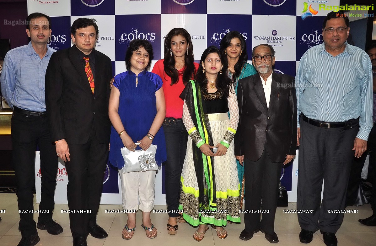 Raveena Tandon launches new collection 'Colors' at Waman Hari Pethe Jewellers, Mumbai