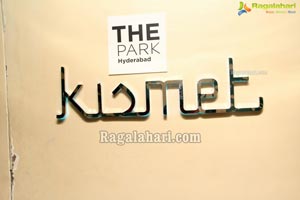 Akshay Kumar at Kismet Pub, Hyderabad