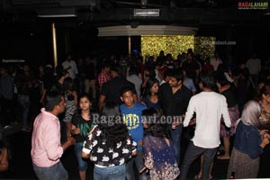 Heroine Sanjana in Kismet Pub