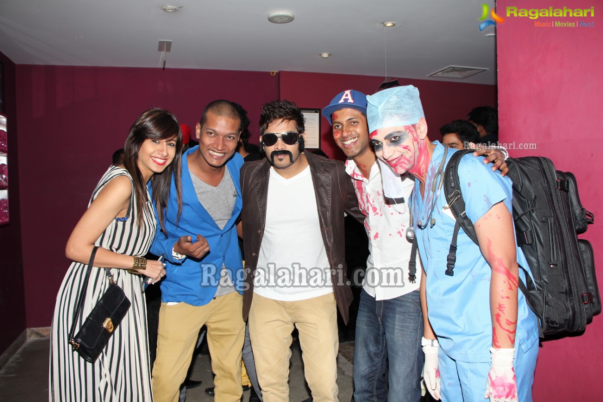 Halloween Party 2013 at Kismet Pub, Hyderabad