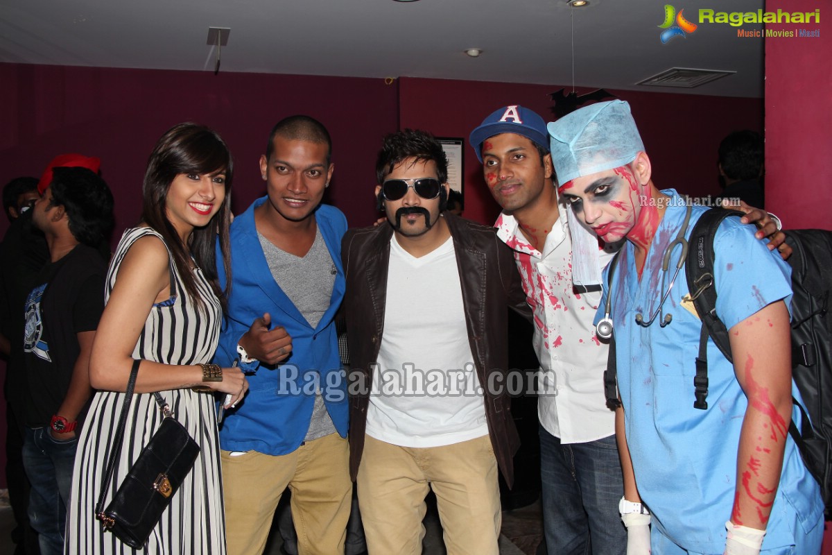 Halloween Party 2013 at Kismet Pub, Hyderabad