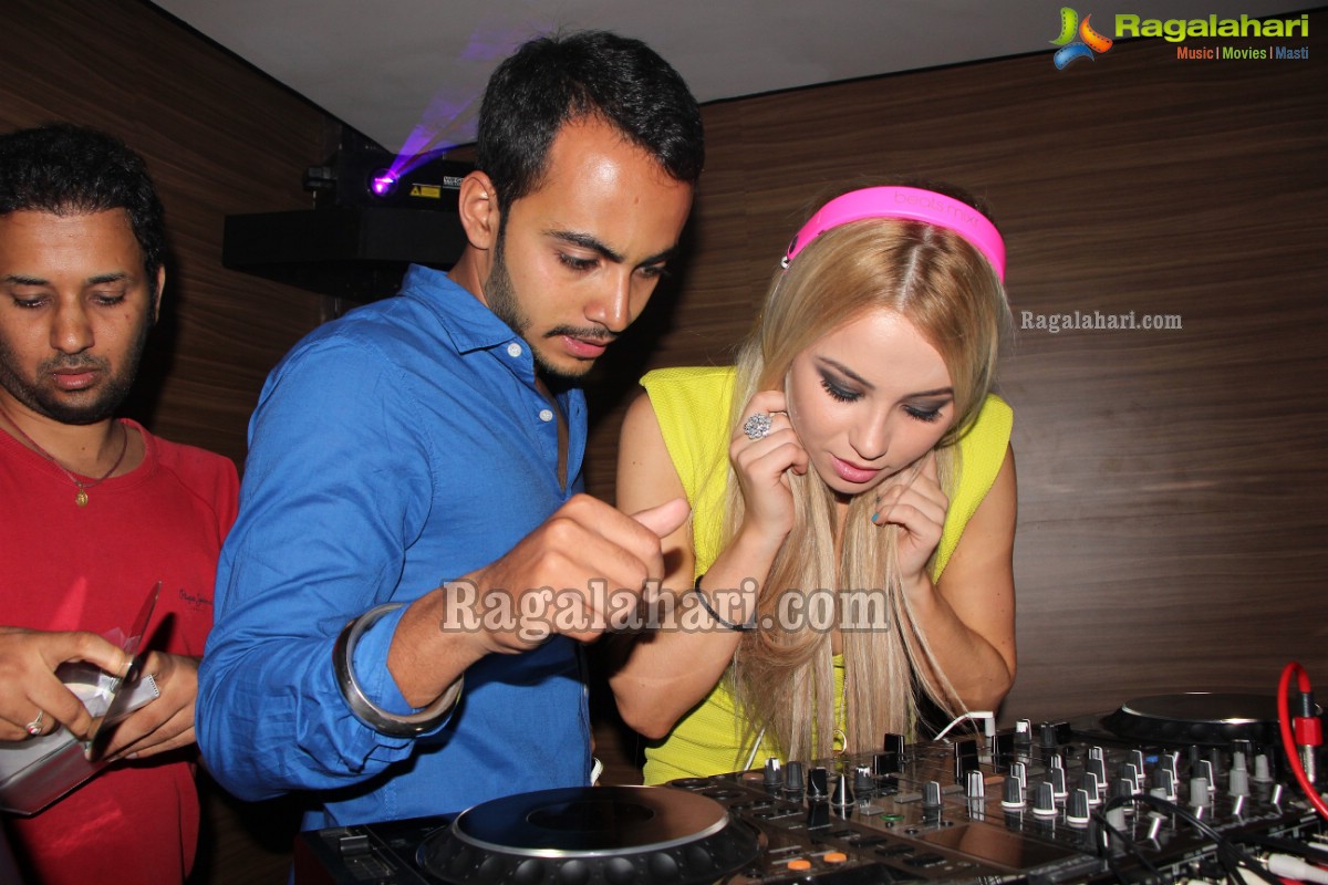 Ultra performances with DJ Melissa Reeves at Movida, Hyderabad