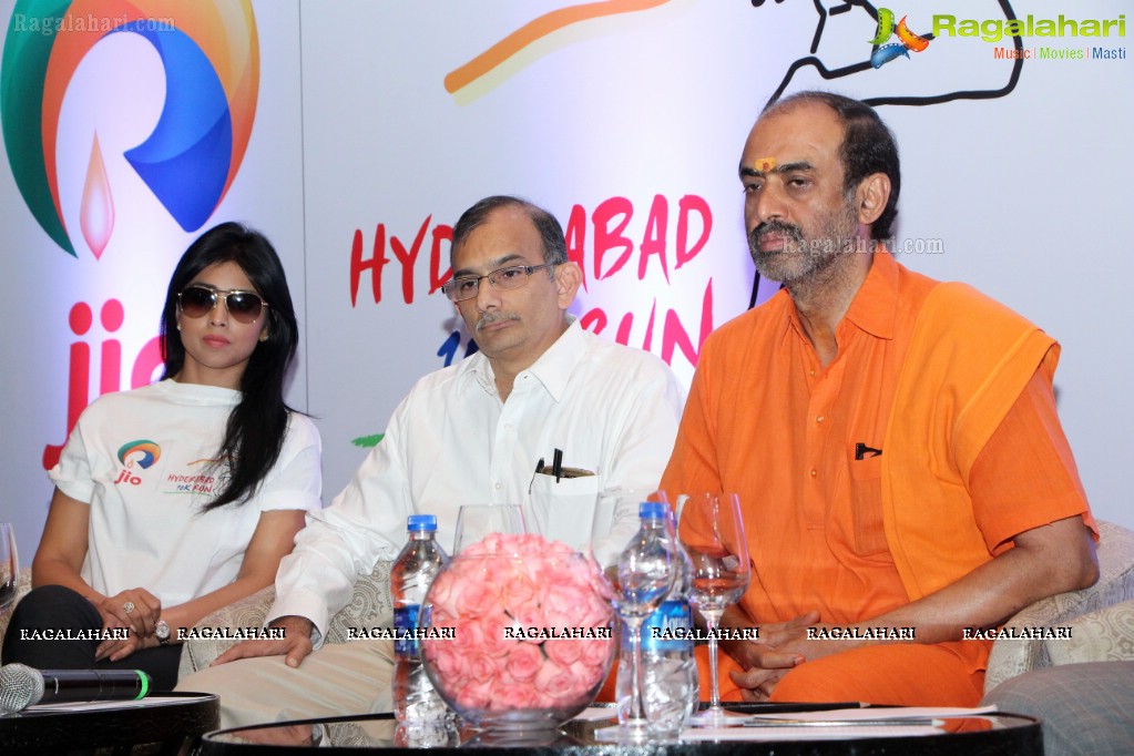 Hyderabad 10K Run 2014 Press Meet