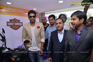 Allu Arjun Lot Mobiles