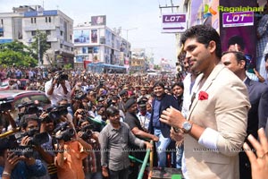 Allu Arjun Lot Mobiles